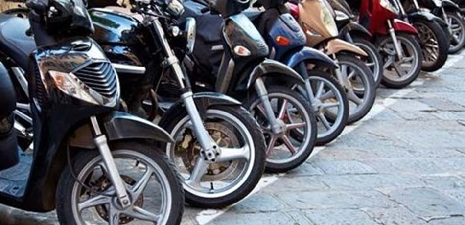 قرار بمنع سير الدراجات النارية في النبطية.. ما السبب؟!
