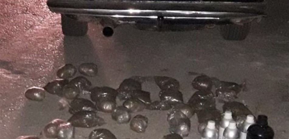 بالصورة: "مرسيدس" محمّلة بـ20 كلغ "حشيشة" في البقاع بقبضة المخابرات 