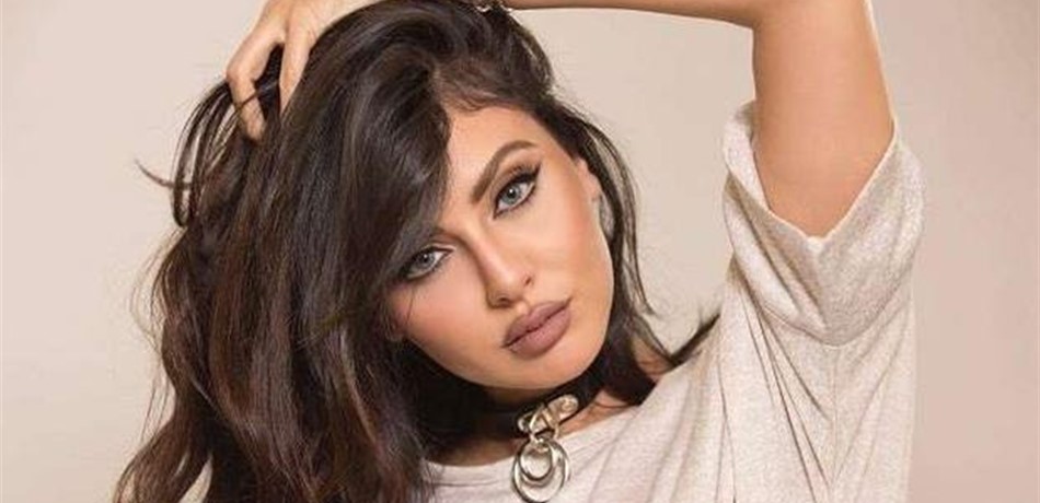 بالفيديو: بعد بكائها بسبب خسارة المنتخب المغربي.. هذا ما فعلته مريم حسين بروسيا