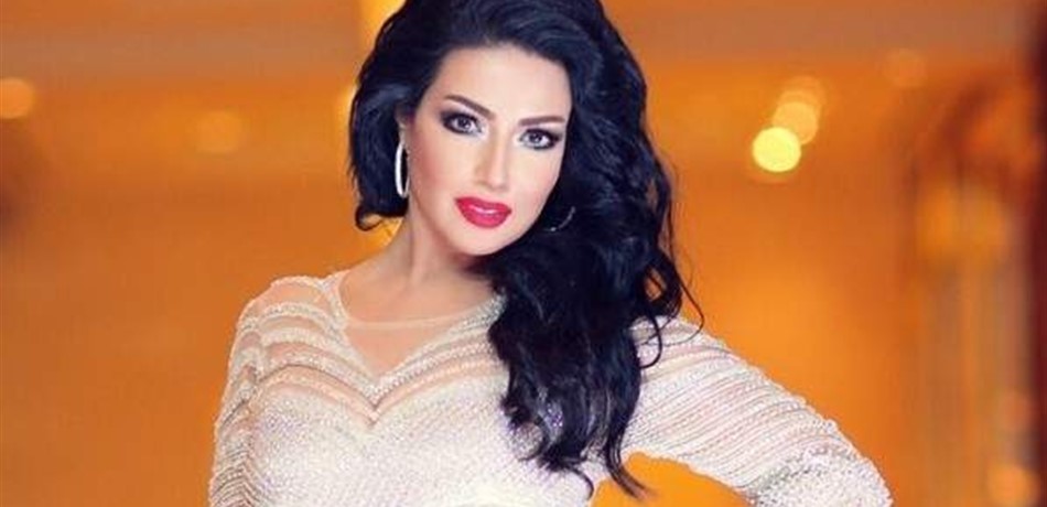 سمية الخشاب تخرج عن صمتها وتكشف حقيقة وضعها الصحي