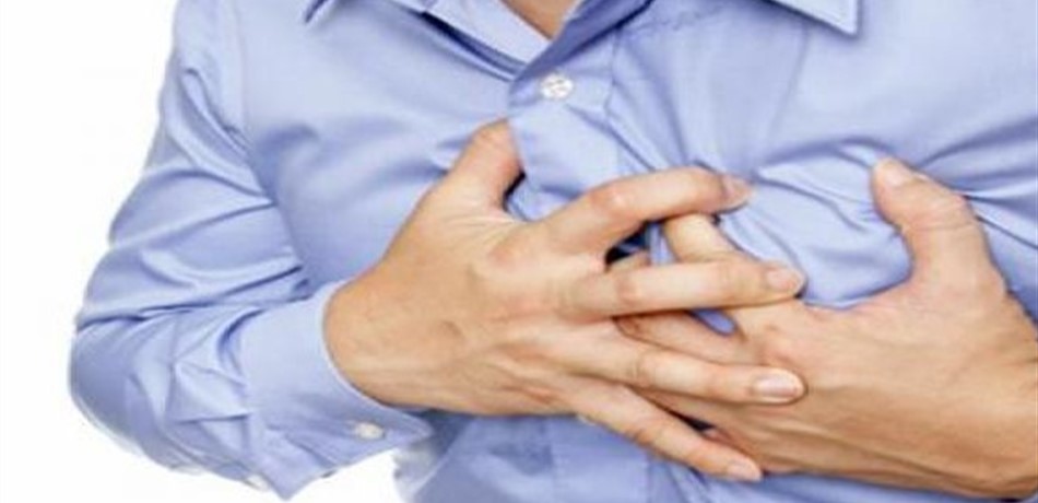 على طريق الحدث.. تعرض السائق لنوبة صحية طارئة!