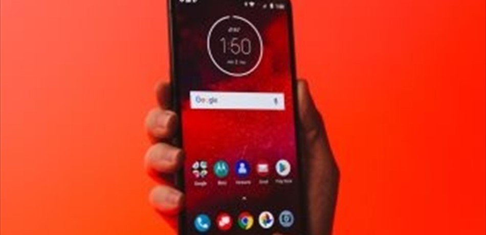 بعد طرحه رسميًا.. تعرف الى مواصفات هاتف Moto Z3
