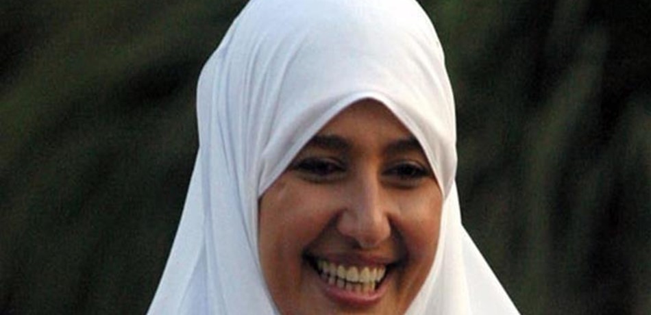 بعد خلع حلا شيحا الحجاب.. إليكم أسرار وتفاصيل القصة الكاملة!