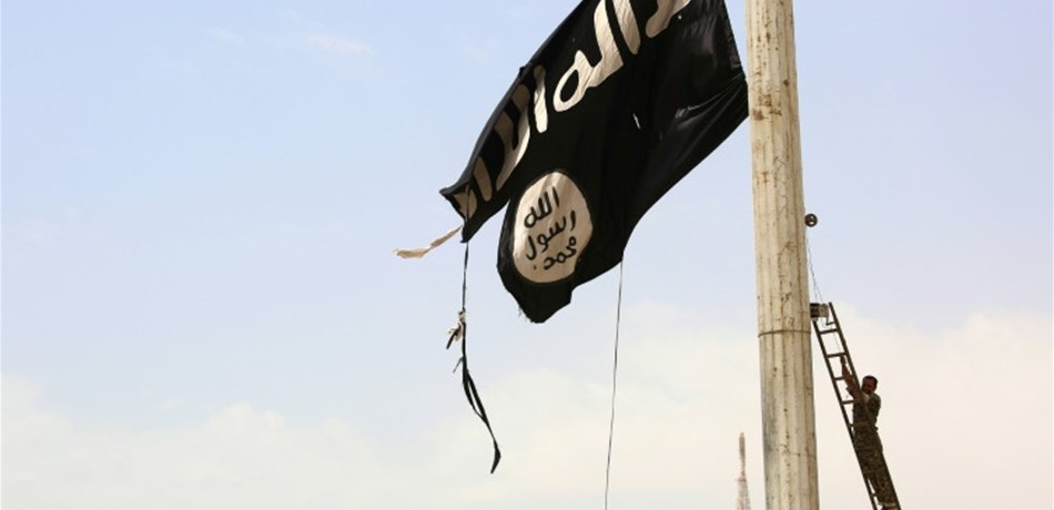 كم عدد المتطرفين الذين لا يزالون في العراق وسوريا؟