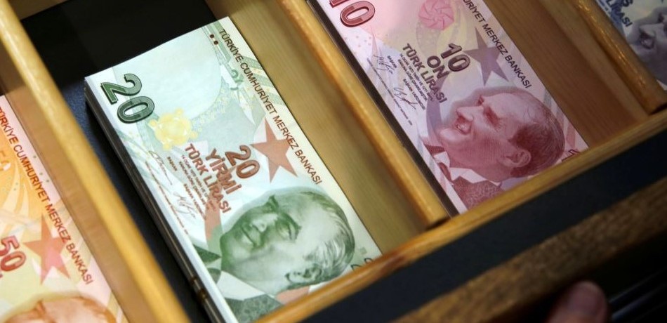 أزمة الليرة التركية.. هل ينجو الإقتصاد من الأسوأ؟