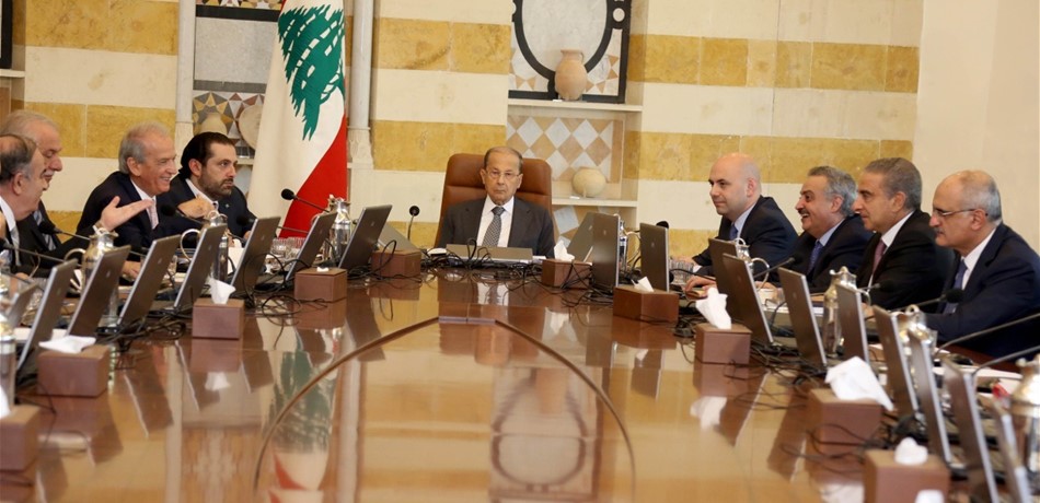 6 مخاطر لعدم التأليف.. الاقتصاد مهدد! 