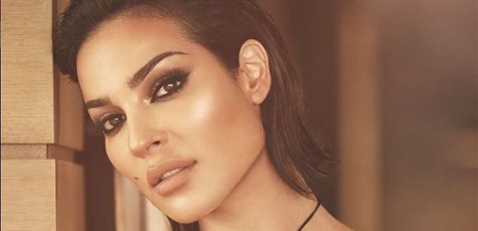 بالفيديو: نادين نسيب نجيم ترقص على أغنية kiki بشورت مثير!