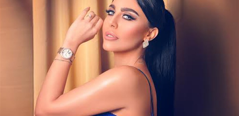 بالفيديو: ليلى اسكندر حزينة وتحبس دموعها بالقوة.. إليكم ما حصل