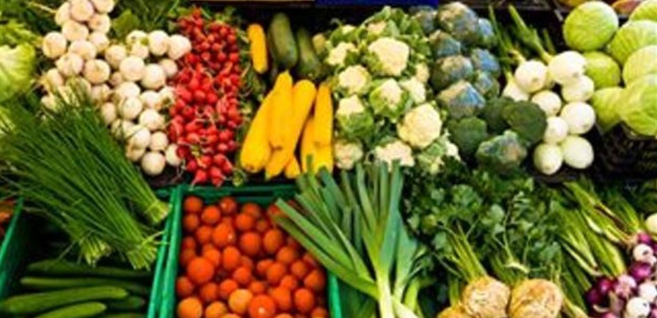 "الخضرجي" تاجر مخدرات.. 490 حبة كبتاغون على "البسطة"