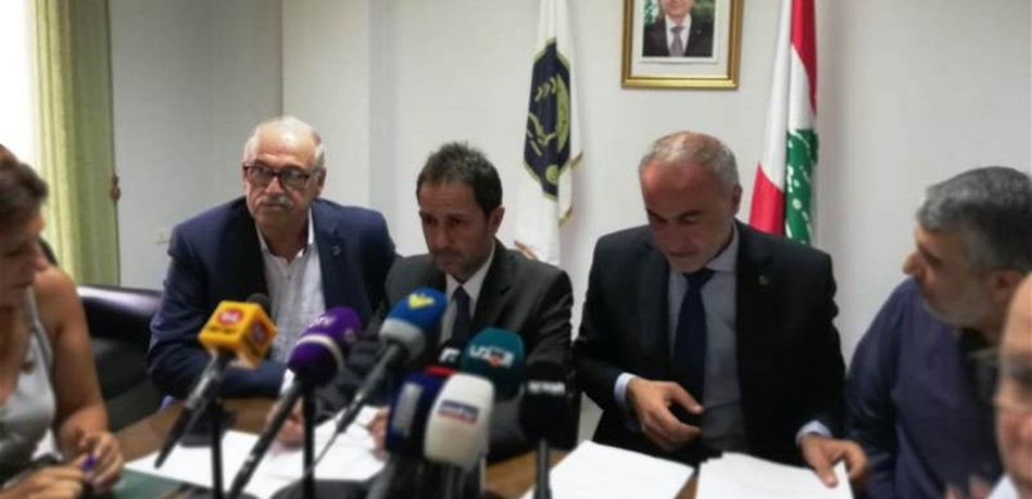 مؤتمر صحافي لنقيب المعلمين وبارود: لا تنازل عن أي حق مكتسب