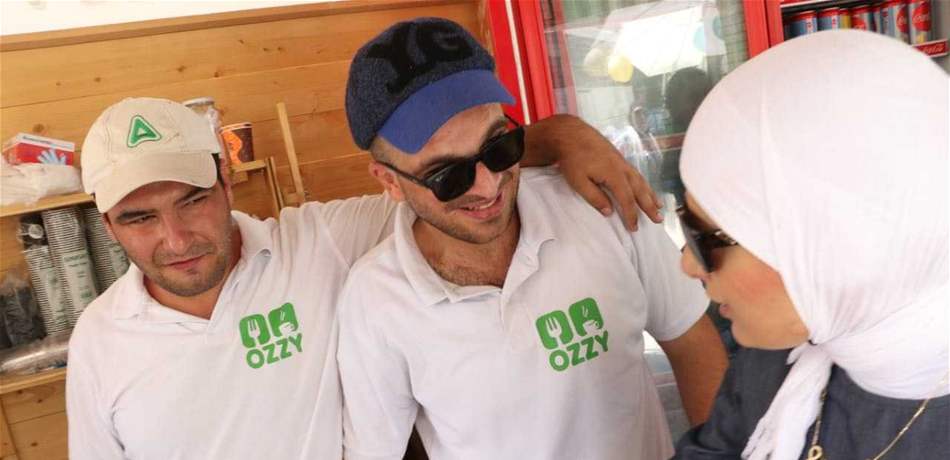وفد من قطاع المرأة في "العزم" يزور OZZY Resto caf&eacute;