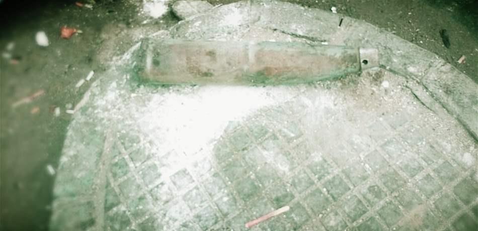 بالصورة.. العثور على قذيفة من مخلّفات معارك التبانة – جبل محسن!
