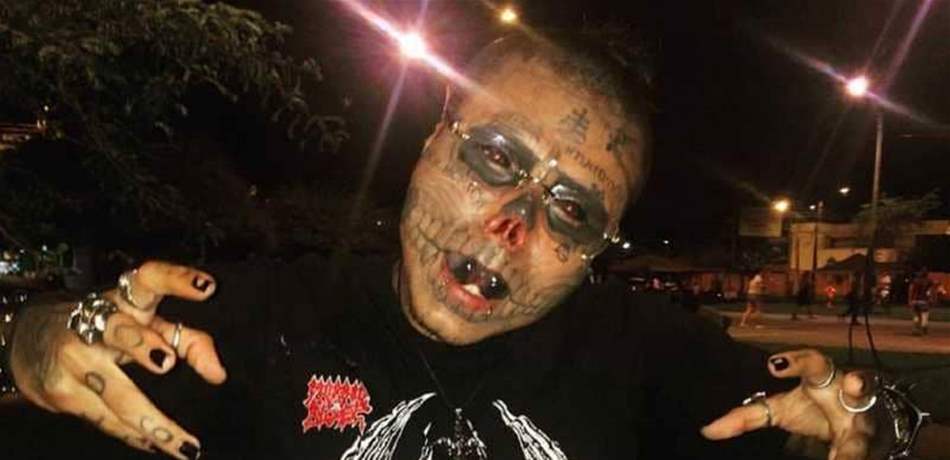 بالصورة: "الرجل الشيطان" يثير الرعب في كولومبيا!
