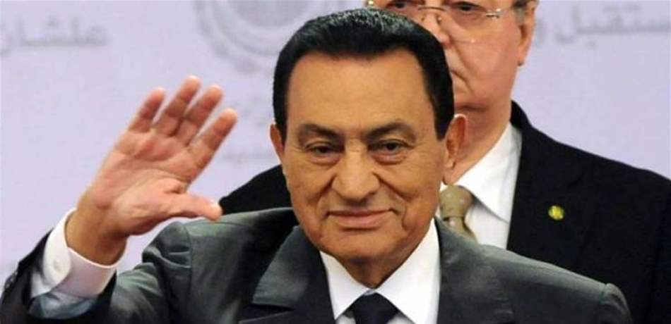 مبارك يظهر من جديد.. شيخوخة وتقدم بالعمر