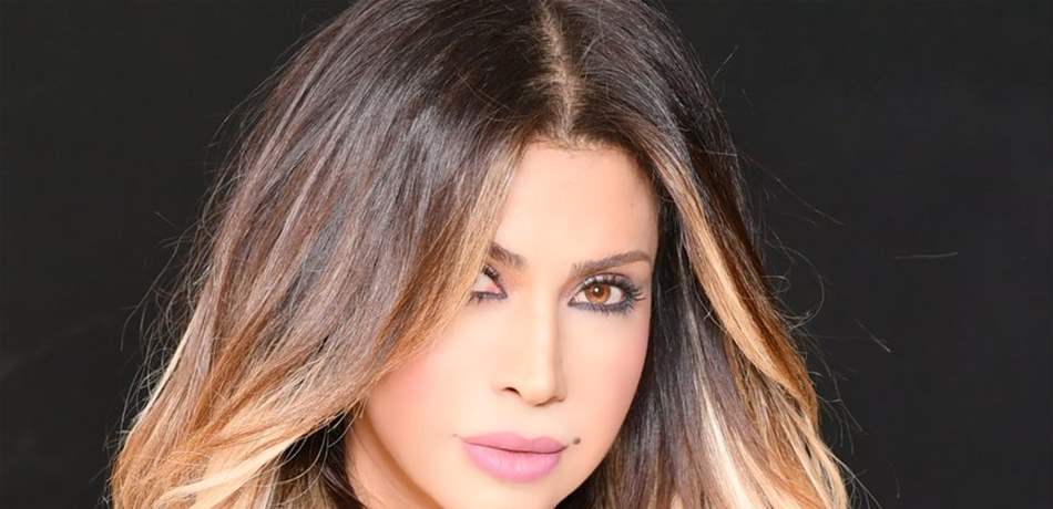 جلسة غير اعتيادية جمعت نوال الزغبي ومحبيها