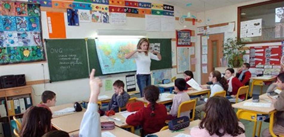 إعلان من وزير التربية للتلاميذ من أب غير لبناني