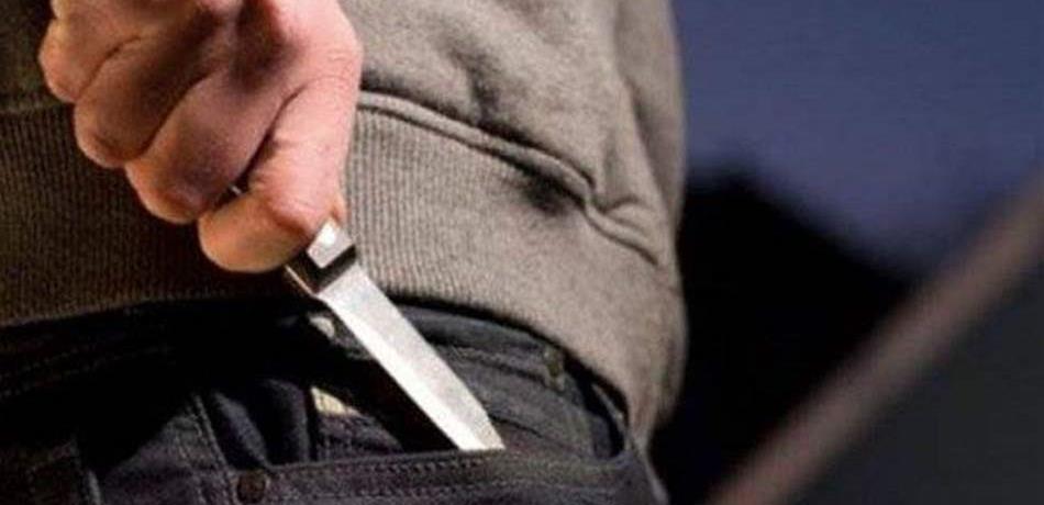في صيدا.. طعنه في رقبته بسبب أفضلية المرور!