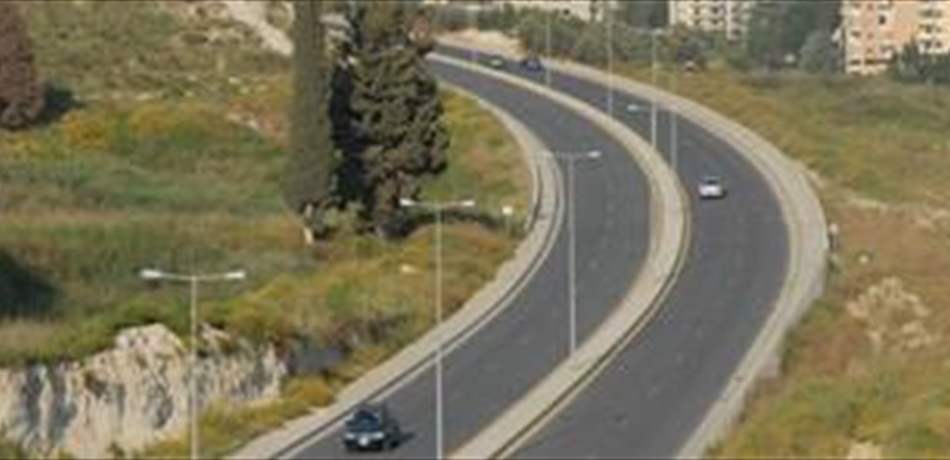 قتيلة وجريحان بحادث مروع في جويا.. اصطدمت السيارتان ثم اشتعلت النيران
