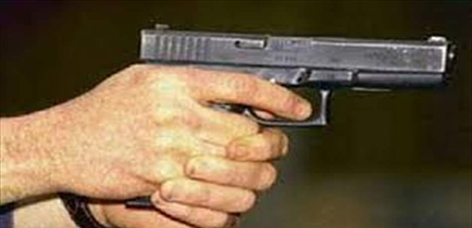 في الشويفات.. إشكال على موقف سيارة
