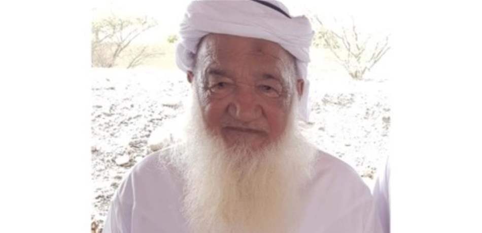 تسعيني يثير الجدل بحفل زفافه.. من شابّة ثلاثينية! (بالفيديو)