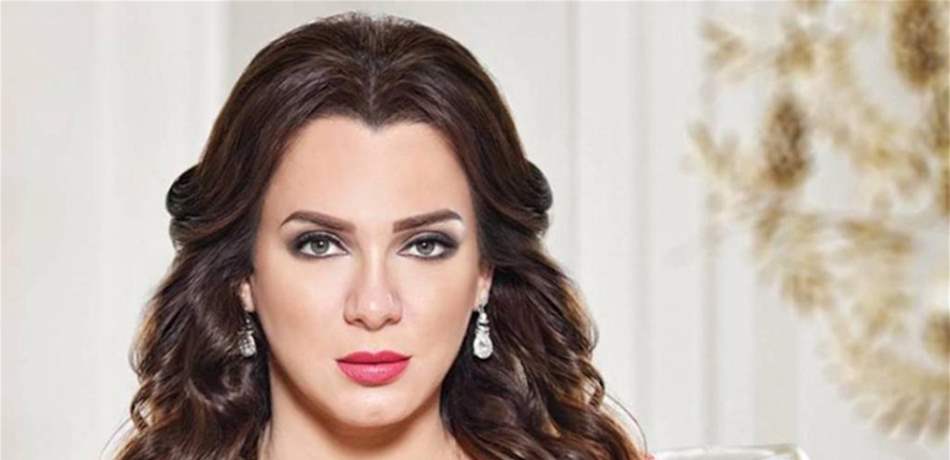 سلاف فواخرجي تعود بـ"خط ساخن" الشهر المقبل.. وهذا ما كشفته عن ولديها