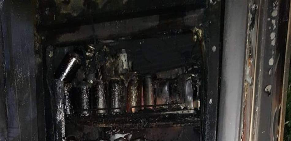 احتراق مقهى في الضنية (صور)
