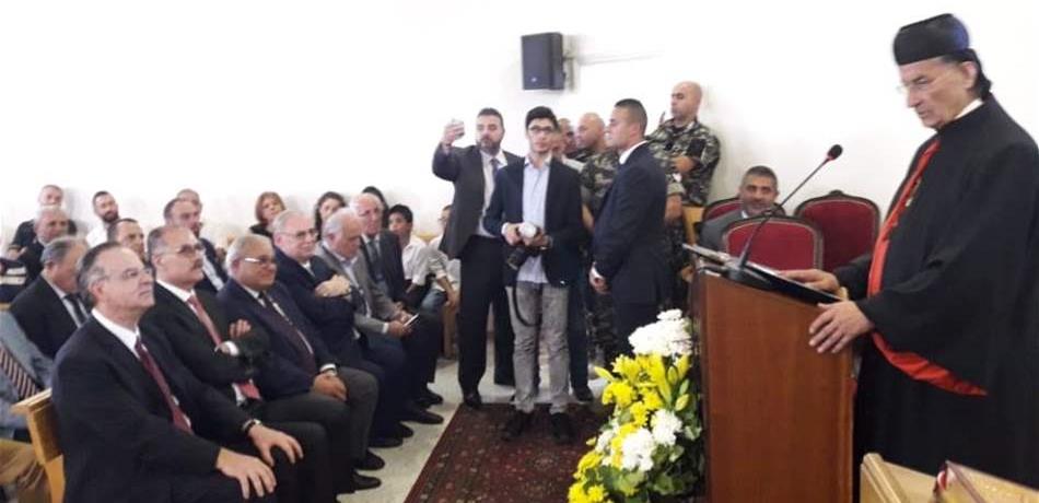 بين نواب "الإشتراكي" و"الوطني الحر" في إقليم الخروب: سلام ولا كلام