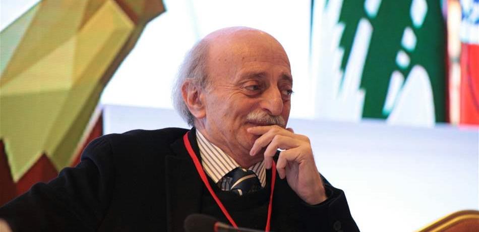 رسالة من جنبلاط "للموتورين" على وسائل التواصل