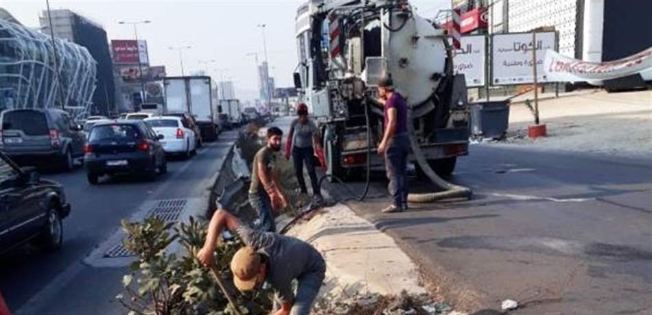 فنيانوس يتابع اشغال تنظيف اقنية تصريف مياه الامطار والمجاري