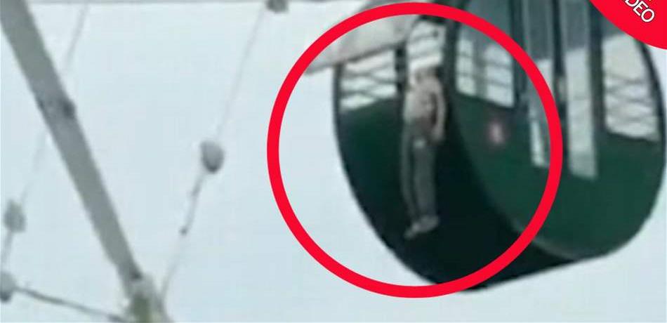 مشهدٌ مرعب.. علق رأسه في لعبة ملاهٍ! (فيديو) 