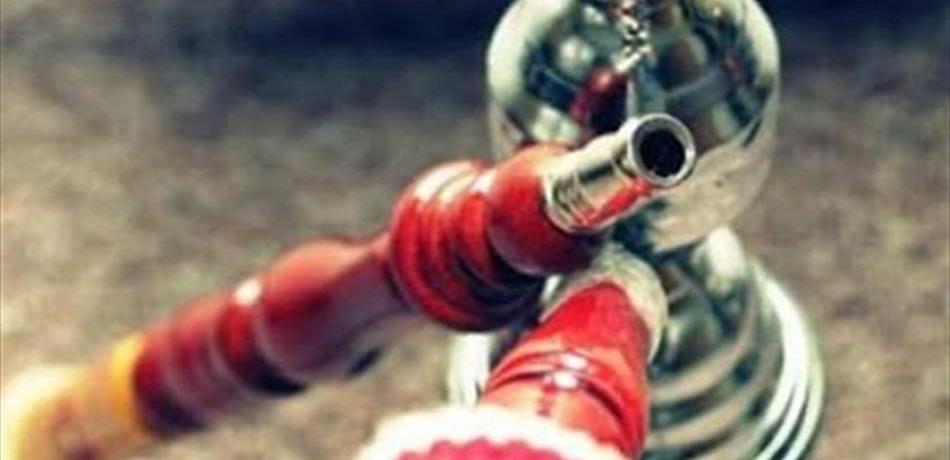 "عامل ديلفيري أراكيل" يقيم علاقة حميمة مع ابنة الـ 14 