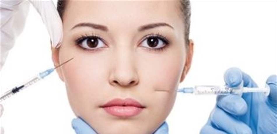خضعت لعمليات التجميل لـ 4 سنوات متواصلة... فكيف أصبح شكلها؟ (صور)