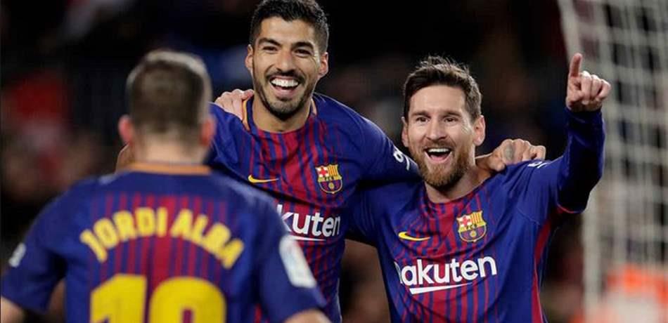 آلبا: "ميسي أفضل لاعب.. إنه يأكل على طاولة لوحده"! 