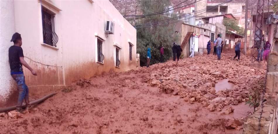 أمطار غزيرة وسيول جارفة في البقاع الأوسط (فيديو)