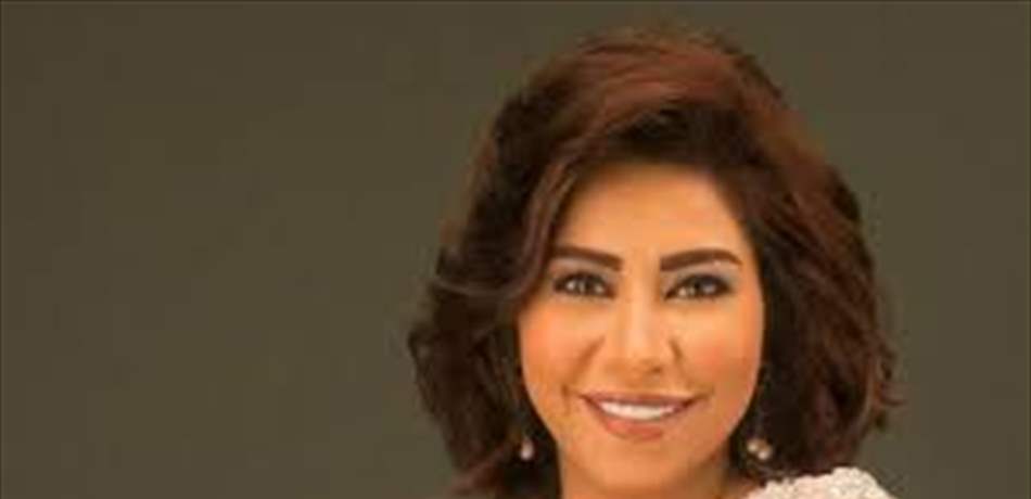 بالفيديو.. شيرين ترفض مقارنتها بعمرو دياب 