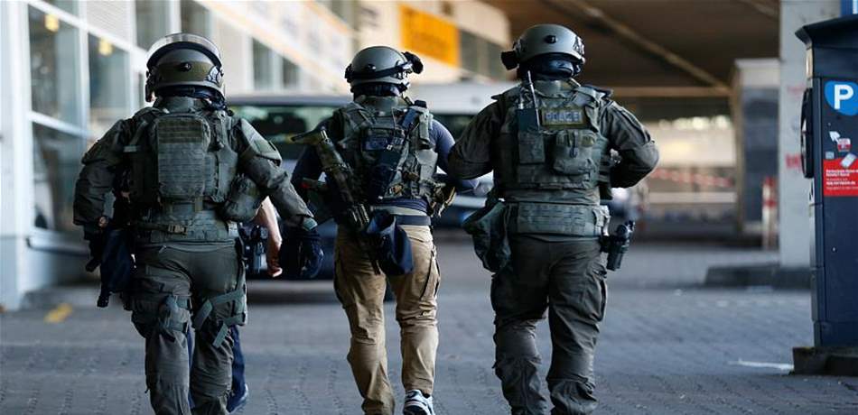 إطلاق نار واحتجاز رهينة في محطة القطار الرئيسية في كولونيا