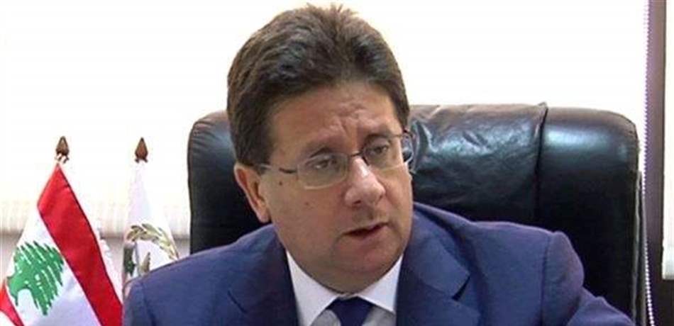 كنعان تسلم من حاصباني تفاصيل الاعتماد الاضافي للدواء