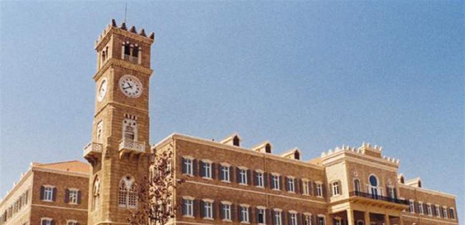 من جديد.. الحكومة تتأرجح بين التفاؤل وانسداد الأفق؟! 