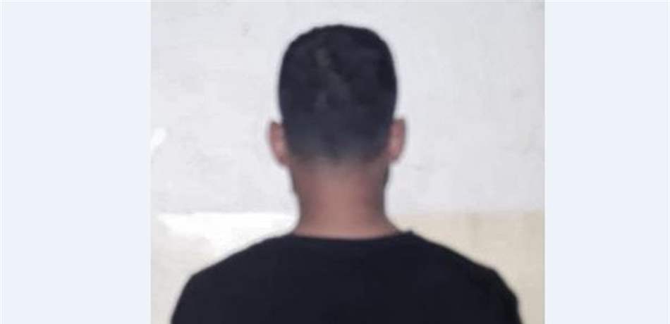 سائق "فان" يصدم رتيباً لتنظيمه محضر ضبطٍ بحقّه.. وفصيلة المريجة توقفه بعد استدراجه 
