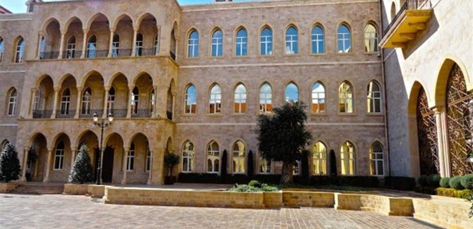 وساطات للافراج عن الحكومة... هل يفلعها السيّد نصرالله السبت؟