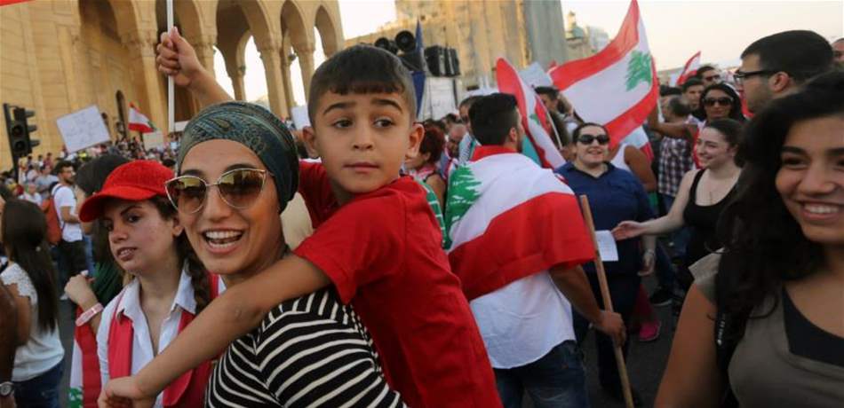 "هآرتس" عن تأليف الحكومة: إسرائيل تراقب "حزب الله".. والجبهة الجنوبية ستشتعل إذا! 