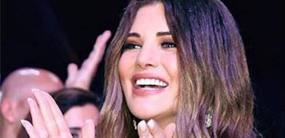 تعرّفوا إلى والدَيْ منى أبو حمزة! (صورة) 