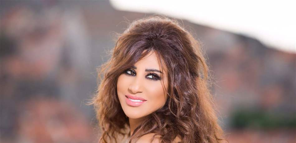 نجوى كرم تشعل مواقع التواصل بالقصير.. وتعتذر من جمهورها!