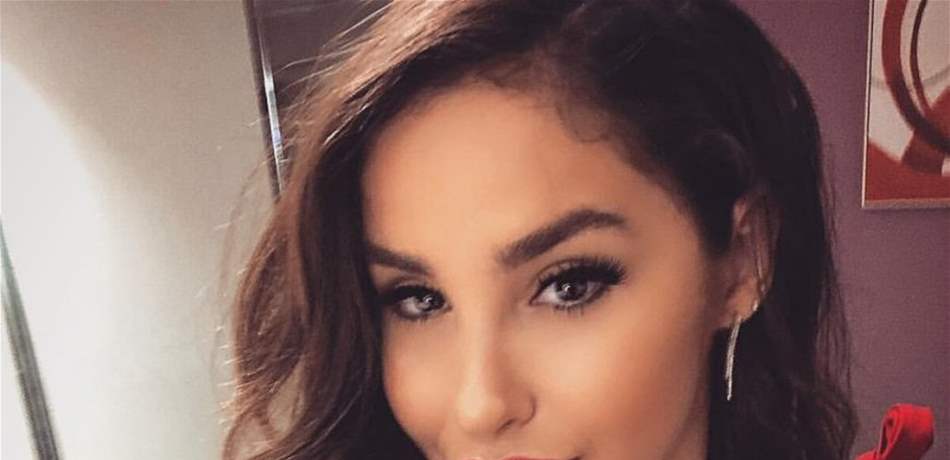 ميرا طفيلي تخطف الأنظار في "ملكة جمال الكون"! (صور وفيديو)