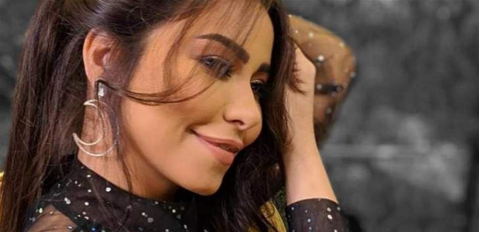 اطلالة "كاجوال" لشيرين في حفل دبي (صور)