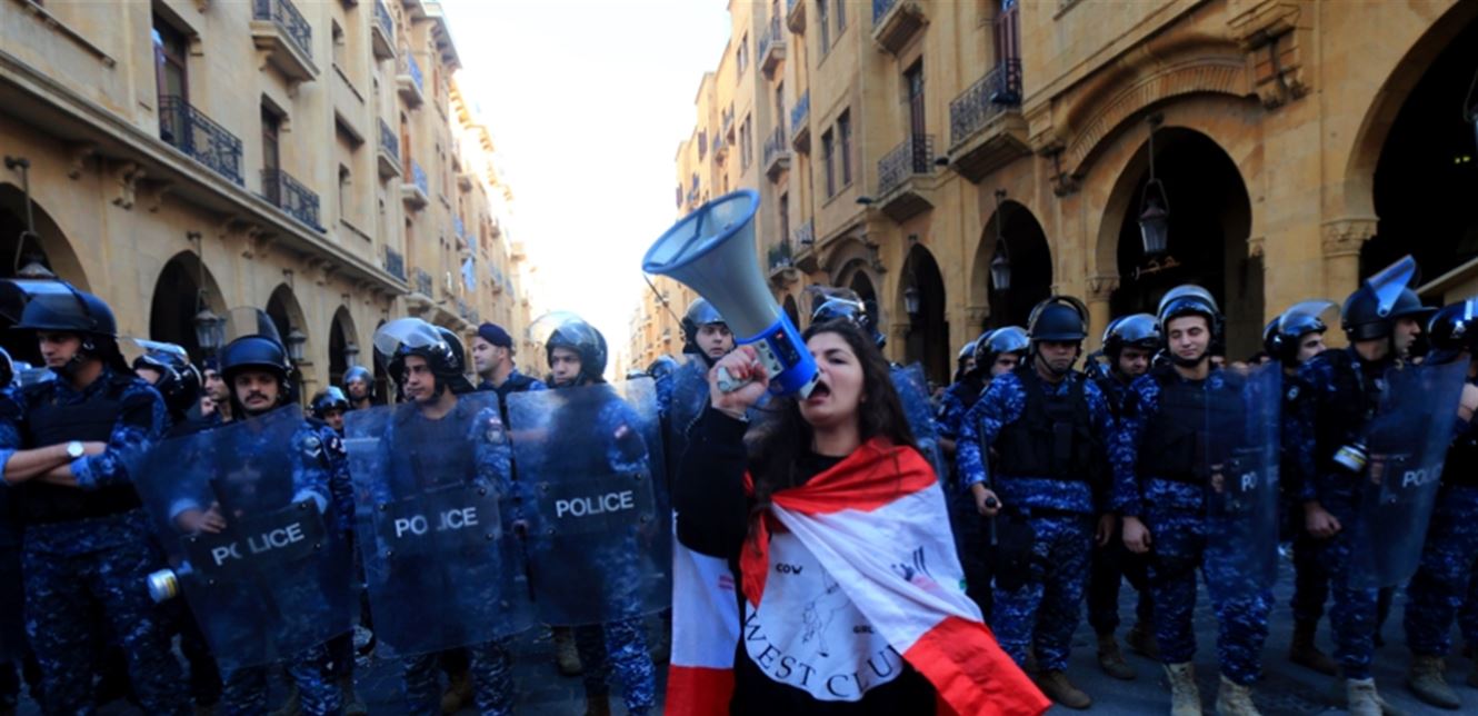 التشريع "في قبضة" الانتفاضة!