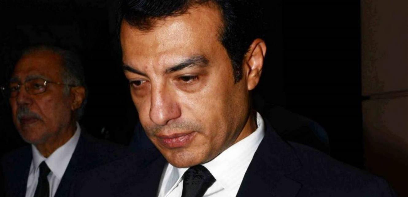 بعد وفاته بسبب الحريق.. إيهاب توفيق يروي تفاصيل حول موت والده