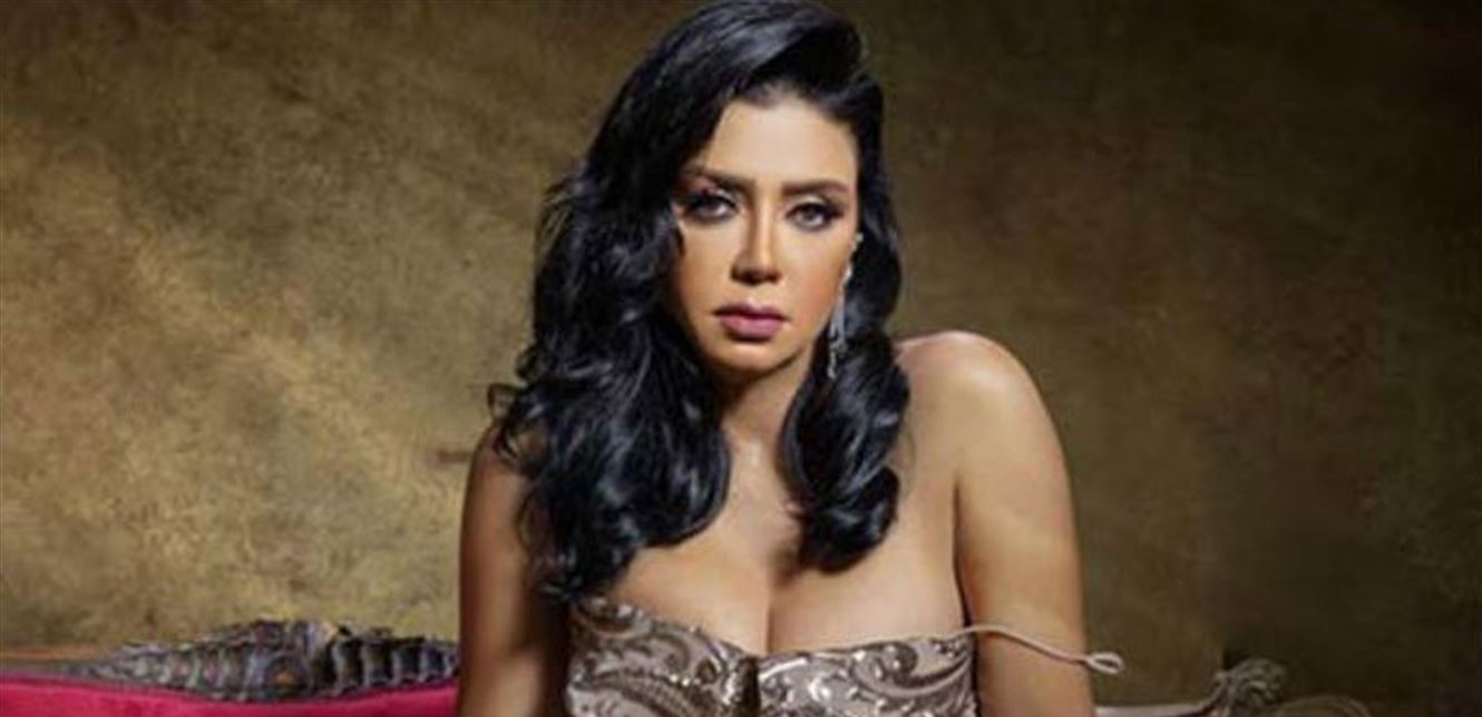 بسبب طبخة.. رانيا يوسف تتعرض للسخرية (فيديو)