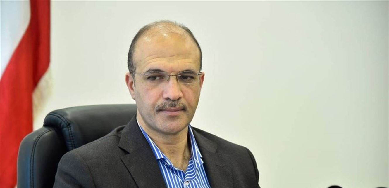 بعد تأكيده أننا بعين العاصفة.. وزير الصحة يوضح للبنانيين 