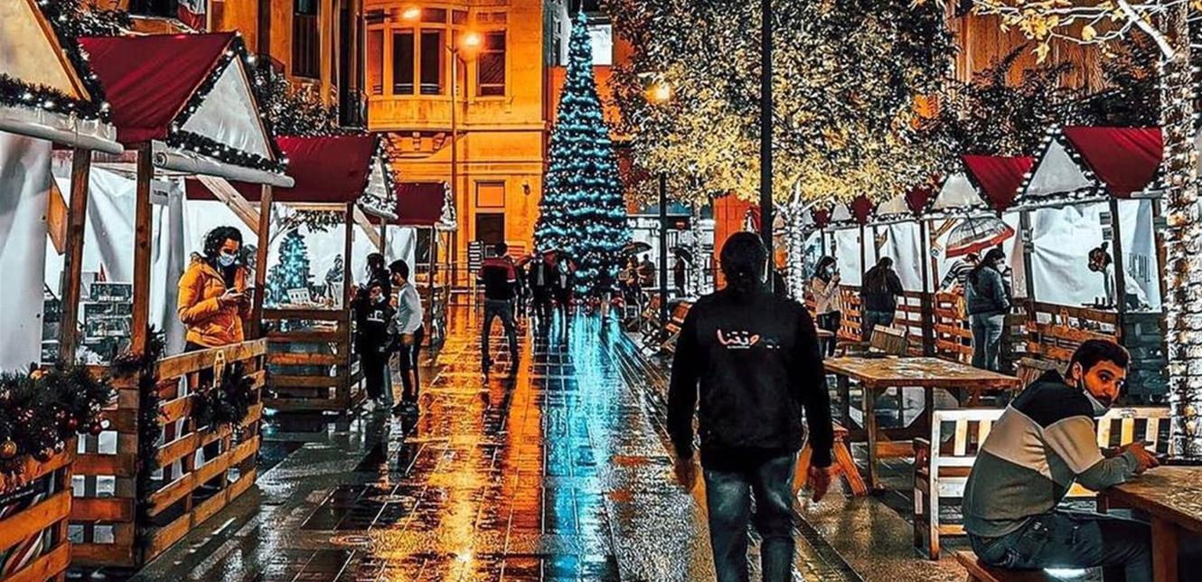 بيروت تتزين بشجرة الميلاد.. صور رائعة من عروس الشرق تحاكي الجمال 